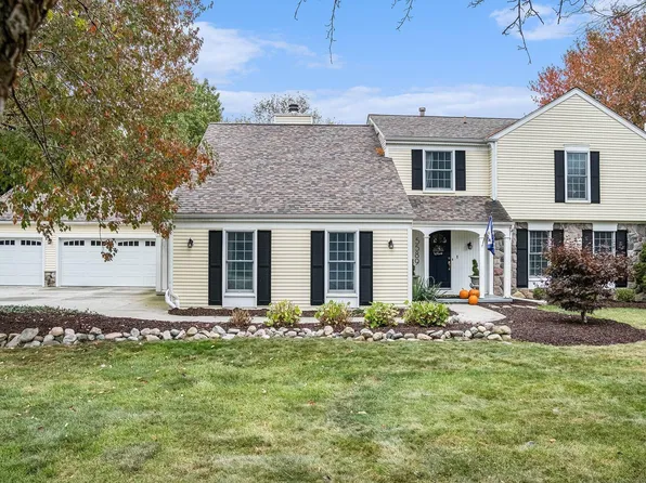 5589 Tanglewood Dr, Ann Arbor, MI 48105