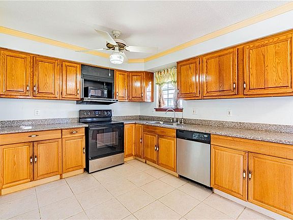 4th image of 4642 Cardenas Dr