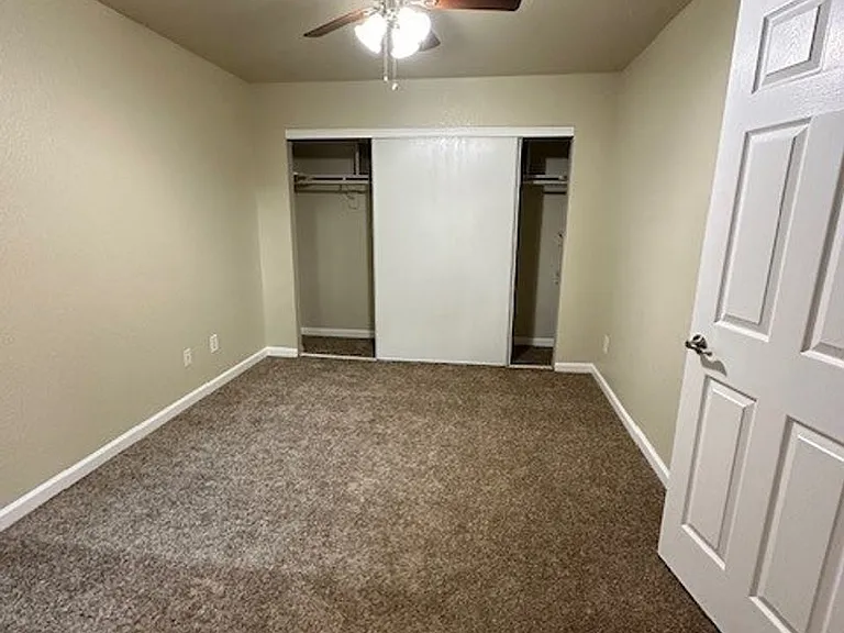 Carmel Woods Apartments — Photo 19