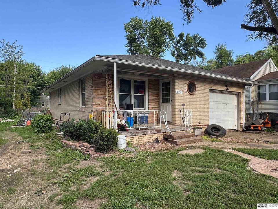 1st image of 3331 N 40th Ave