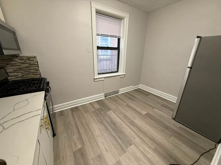 166 Harrison Ave #22E — Photo 5