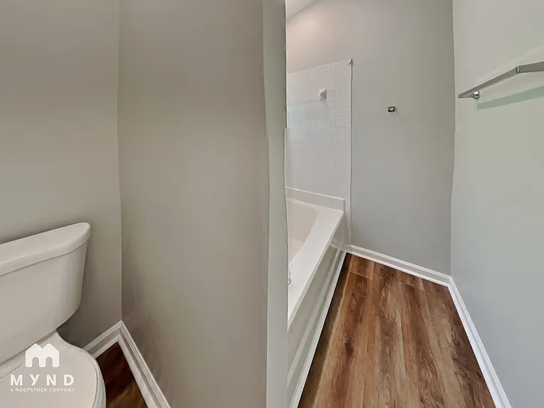 523 Rockvale Ct — Photo 22