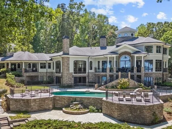 6686 Gaines Ferry Rd, Flowery Branch, GA 30542