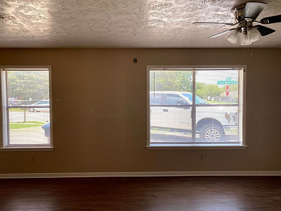 4th image of 701 San Benito Dr