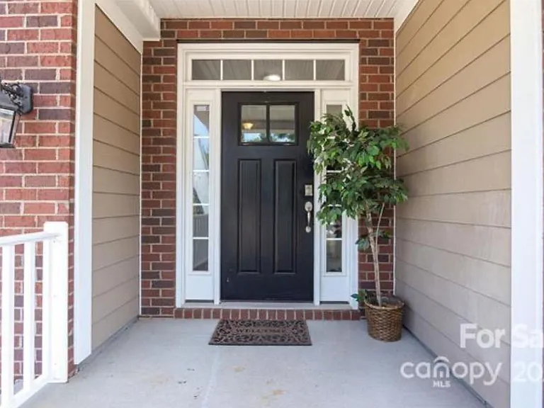 3176 Keady Mill Loop — Photo 4