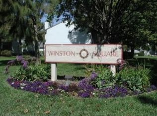 950 Diaz Ln, Foster City, CA 94404