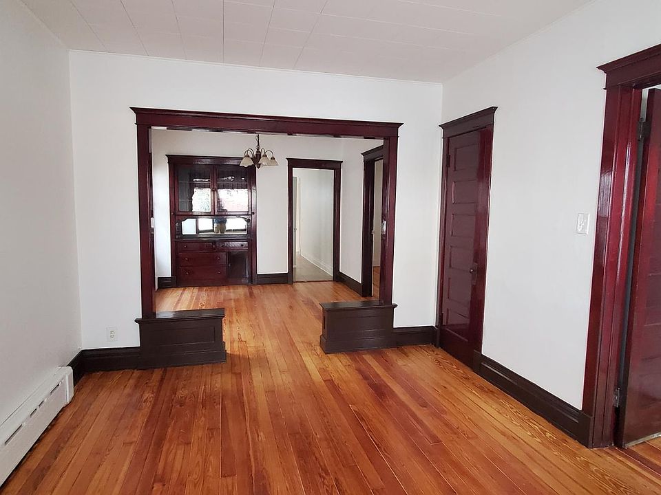 1st image of 3521 W Diversey Ave #1