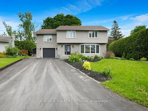 23 Biscayne Cres, Ottawa, ON K2E 5R9