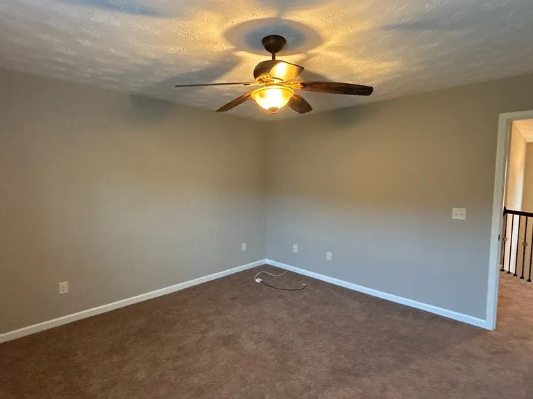 Upstairs Bedroom 2