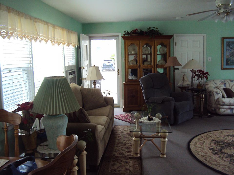 2nd image of 5 S Adams Ave