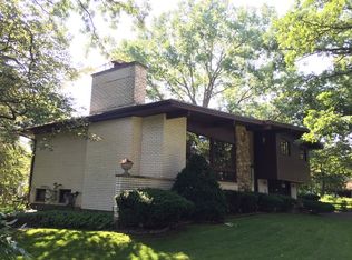 8S244 Blackthorne Ln, Naperville, IL 60540