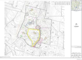 32-4 Orchard Dr, Armonk, NY 10504