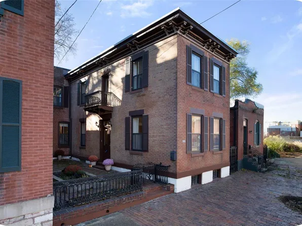 1828 Lami St, Saint Louis, MO 63104