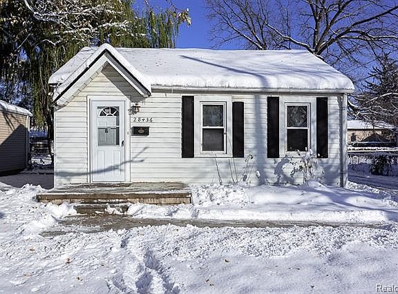 4th image of 28436 Krauter St