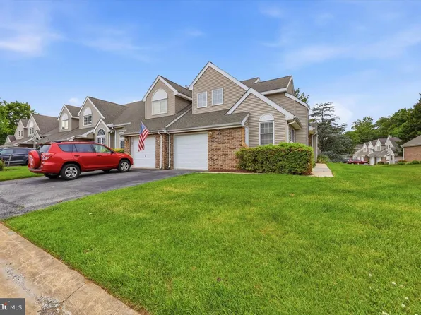 11 Fleetwood Ct #22, Wilmington, DE 19804