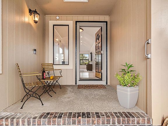 4th image of 326 Singing Brook Circle