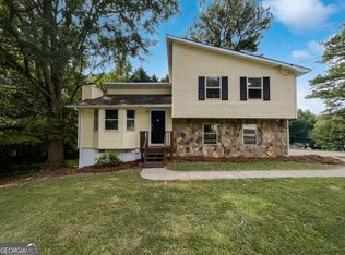 3834 Tanglewood Rd, Snellville, GA