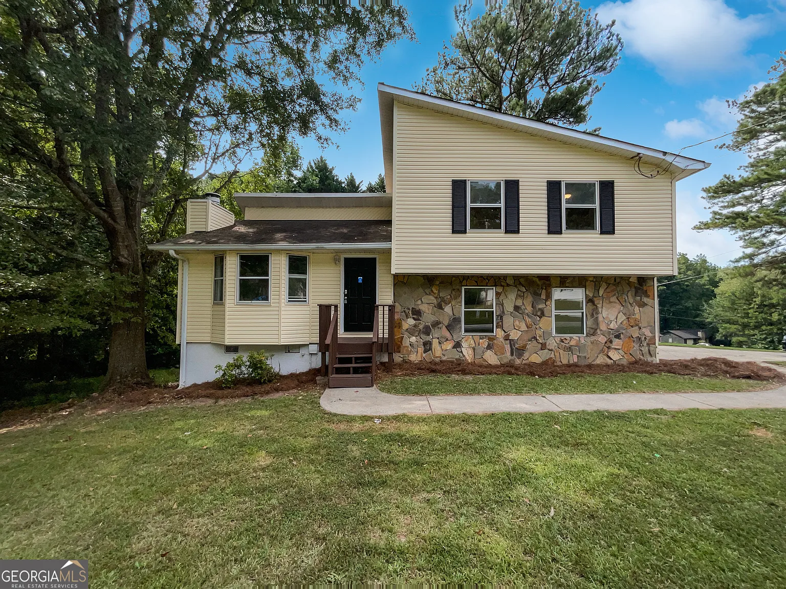 3834 Tanglewood Rd photo 1