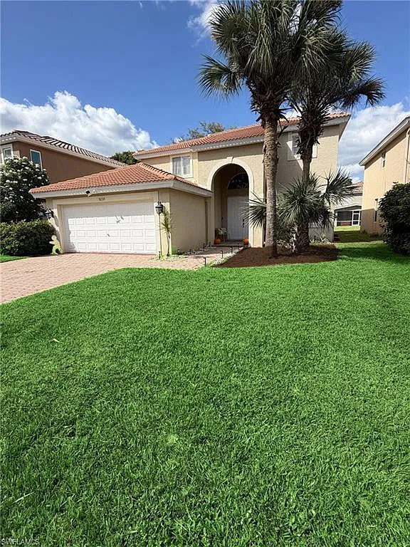 4 bed, 2.5 bath, 2752 sqft, $3,300 — Photo 1