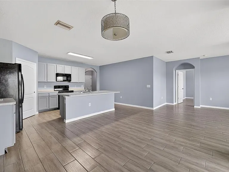 4042 Wayfarer Way — Photo 9