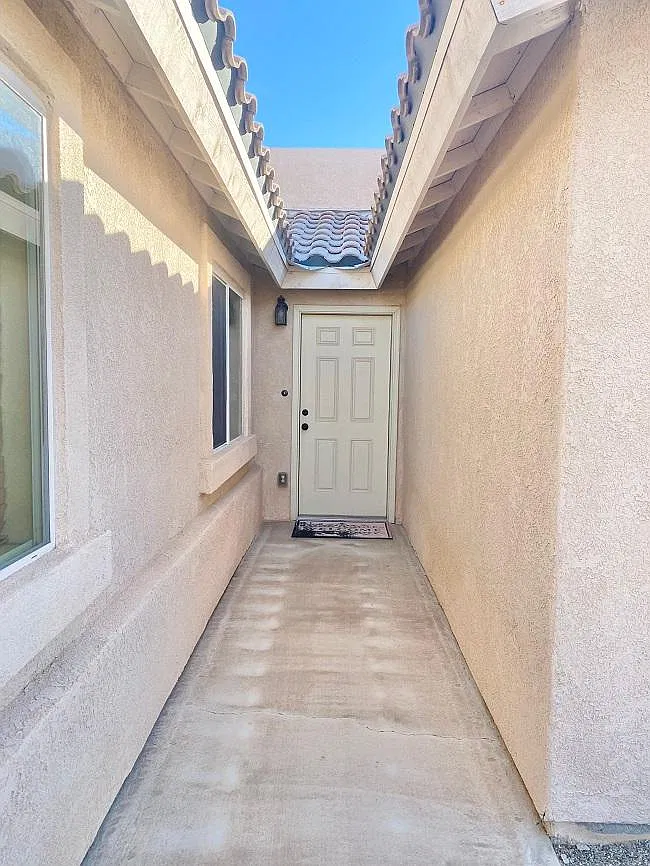 2 bed, 1313 sqft, $1,575 — Photo 2