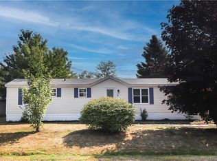 2 Hummingbird St, Moncton, NB E1H 2W9