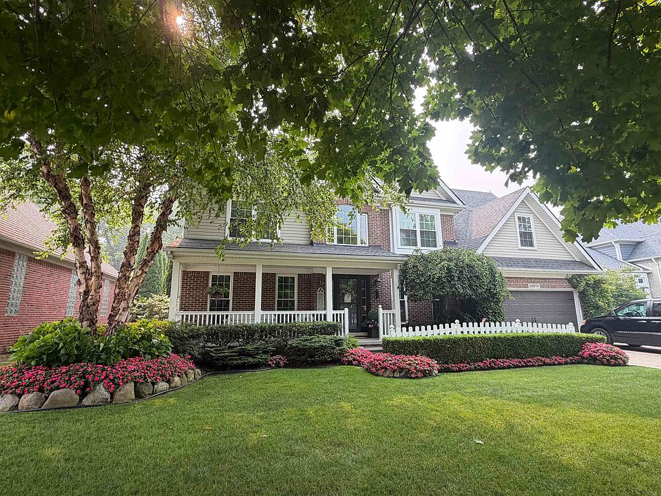 1st image of 38970 Parkway Cir