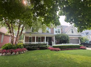 38970 Parkway Cir, Harrison Township, MI 48045