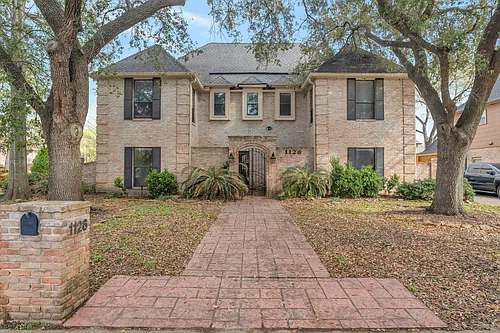 1126 Crossroads Dr Photo 1