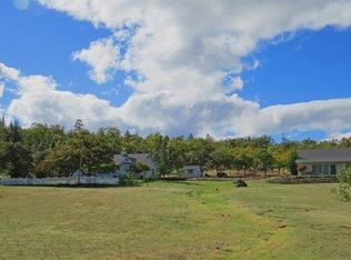 3942 E Antelope Rd, Eagle Point, OR 97524