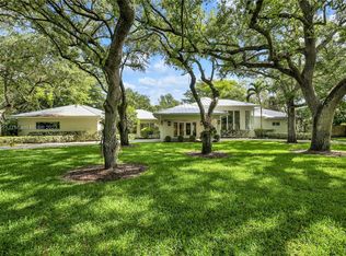 6335 SW 110th St, Pinecrest, FL 33156