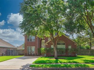 1302 Leigh Gardens Dr, Sugar Land, TX 77479