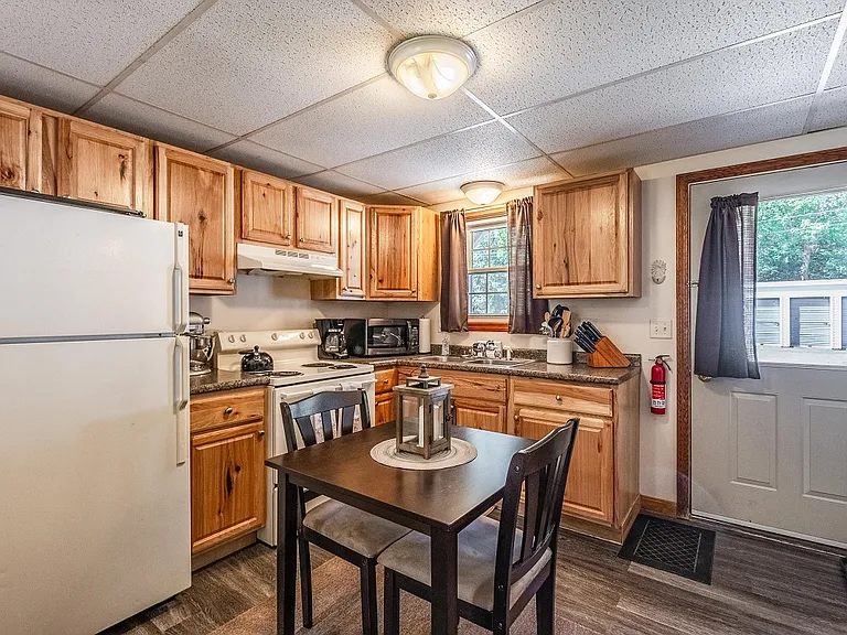 Summerhaven Apartments — Photo 2