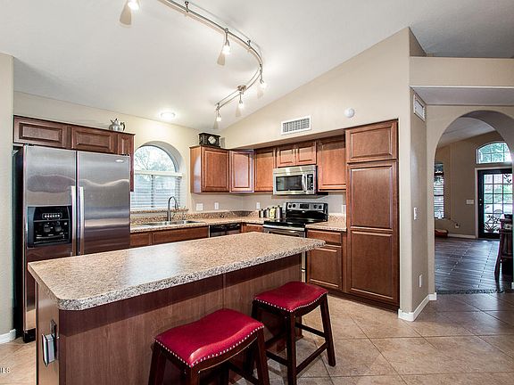 5th image of 17927 W San Alejandro Dr