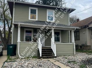 1012 Ontario St, Lansing, MI 48915