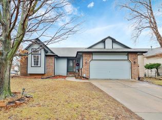 3733 Whispering Brook Ct, Wichita, KS 67220