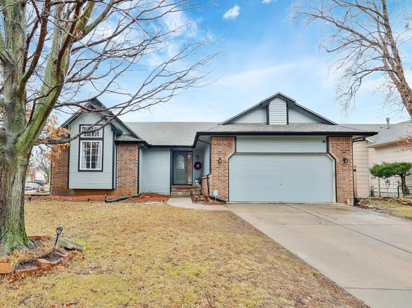 3733 Whispering Brook Ct, Wichita, KS 67220