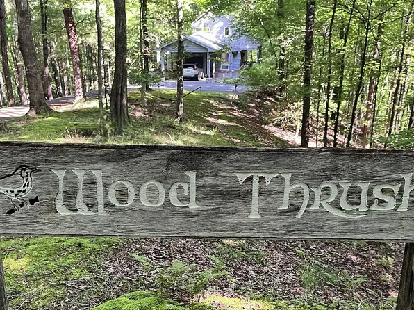2322 Summit Rd, Purlear, NC 28665