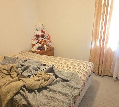 5th image of 1107 Hampstead Ct