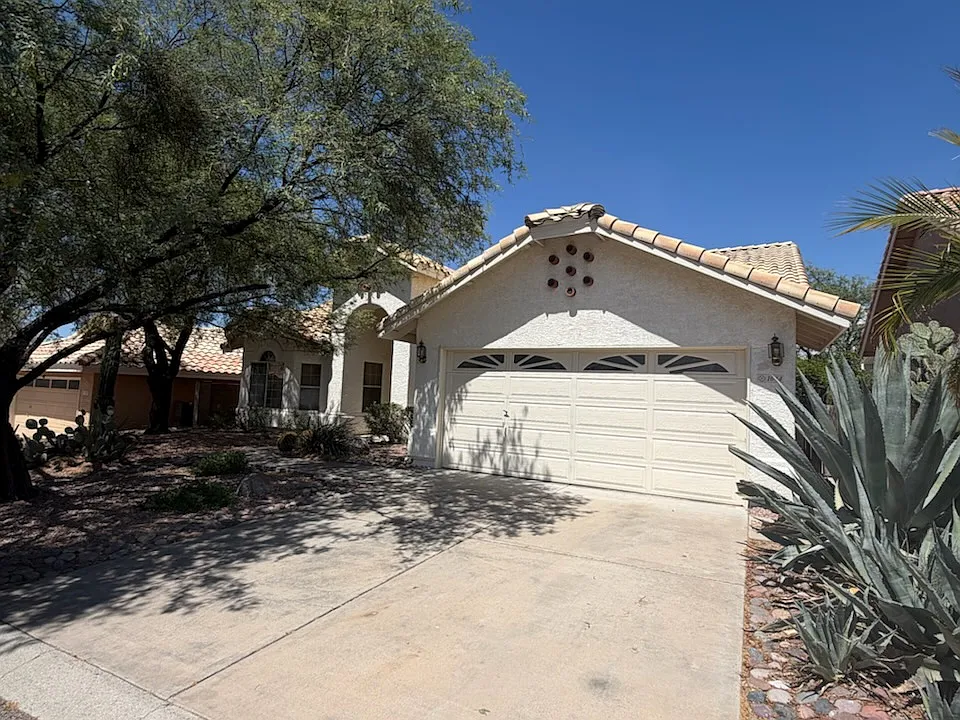 1644 W Duskfire Pl