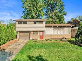 3413 N 9th St, Sheboygan, WI 53083