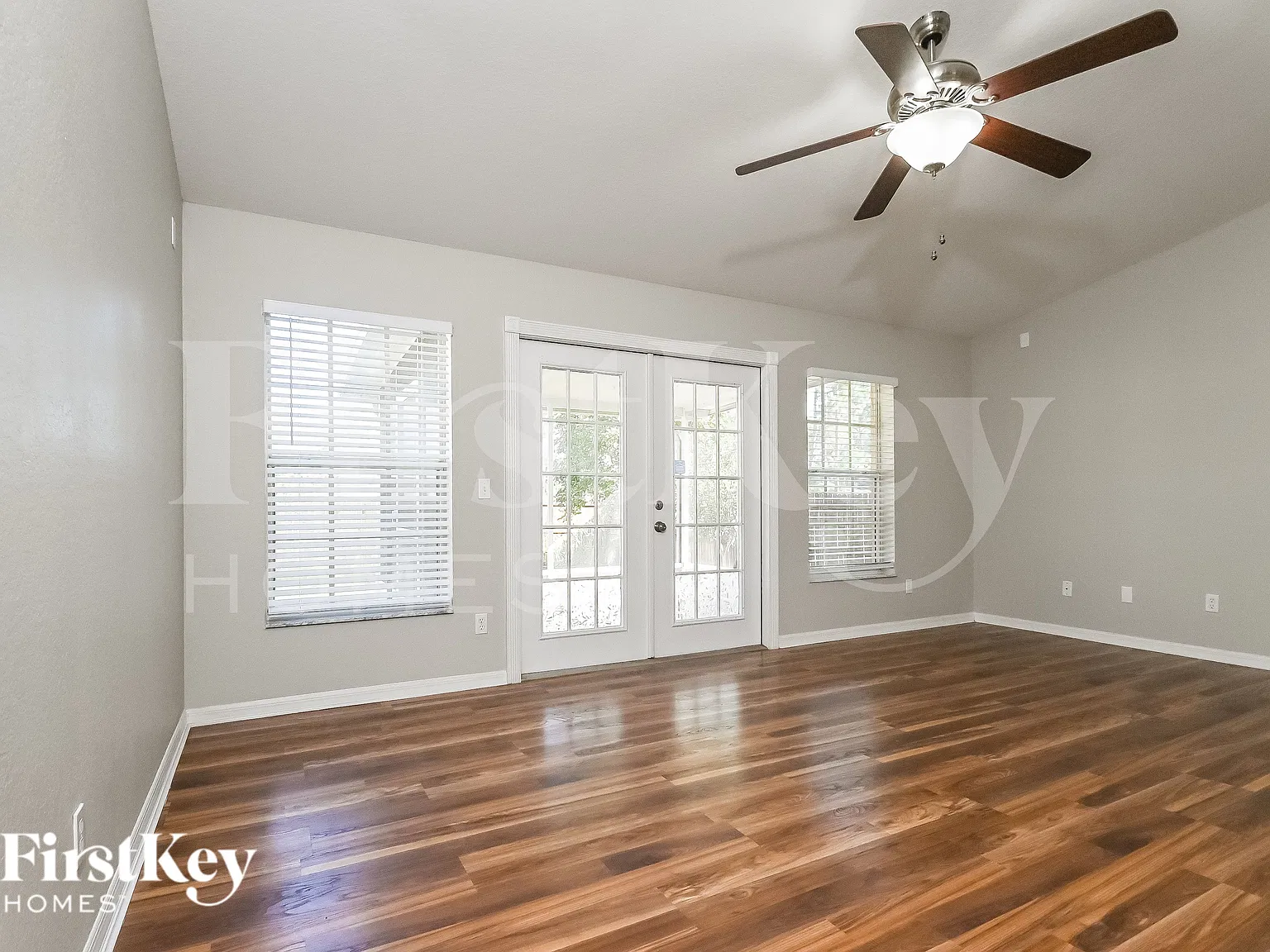 3 bed, 2.0 bath, 1761 sqft, $2,710 — Photo 4