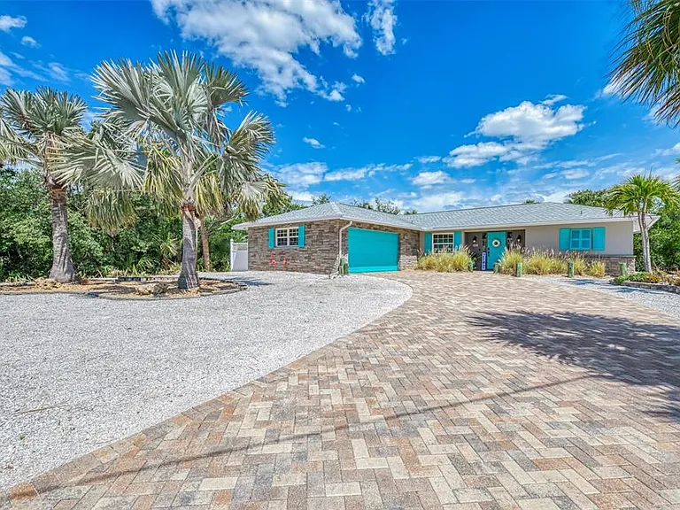 307 Avenida De Paradisio — Photo 5