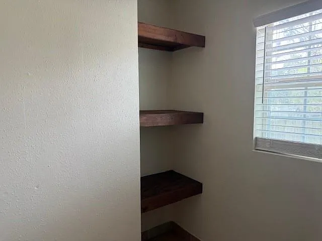 203 S Randolph Ave — Photo 1