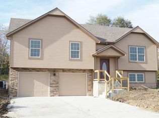 508 179th Ter, Belton, MO 64012