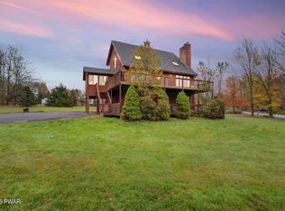 1942 Glenwood Ln #6, Lake Ariel, PA 18436