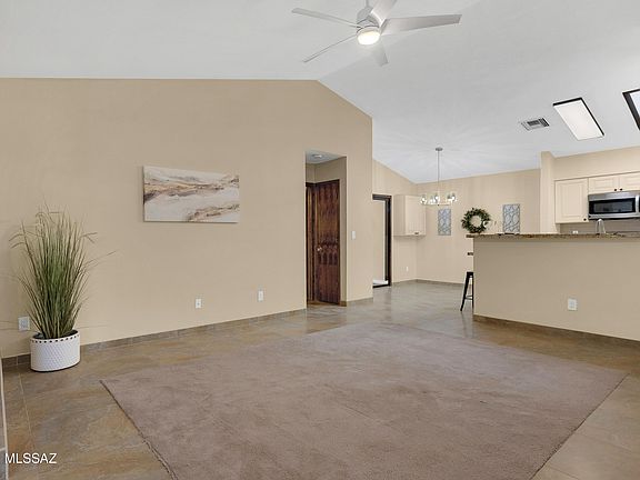 3rd image of 8051 N Tackroom Ln