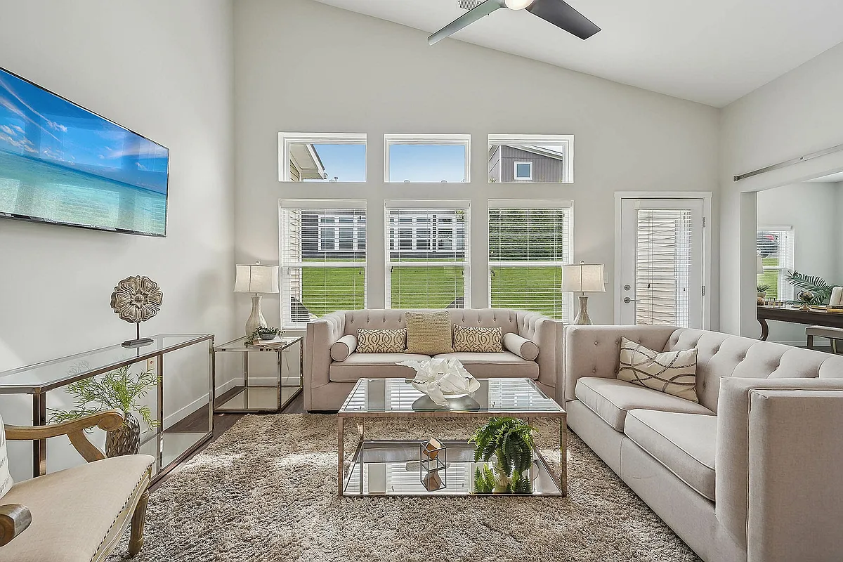 Building Photo - Redbud Commons