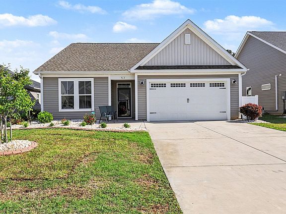 3rd image of 564 Shellbark Dr.