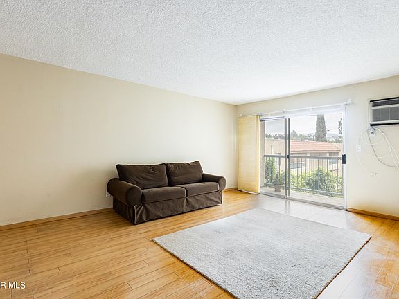 5th image of 18307 Burbank Blvd Unit 238